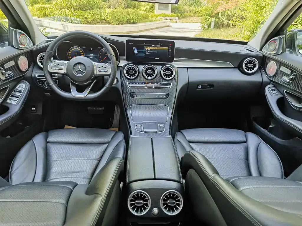 Mercedes-Benz C-Class 2019 — фото 10