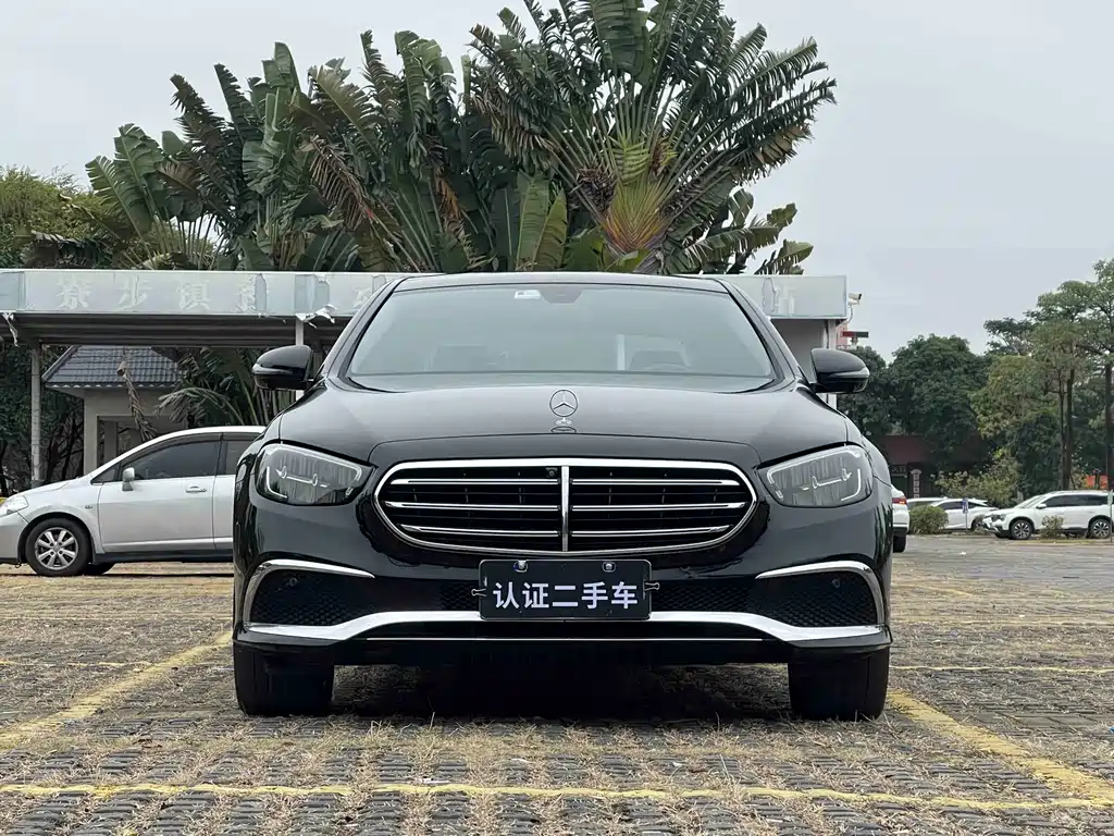 Mercedes-Benz E-Class 2021 — фото 23