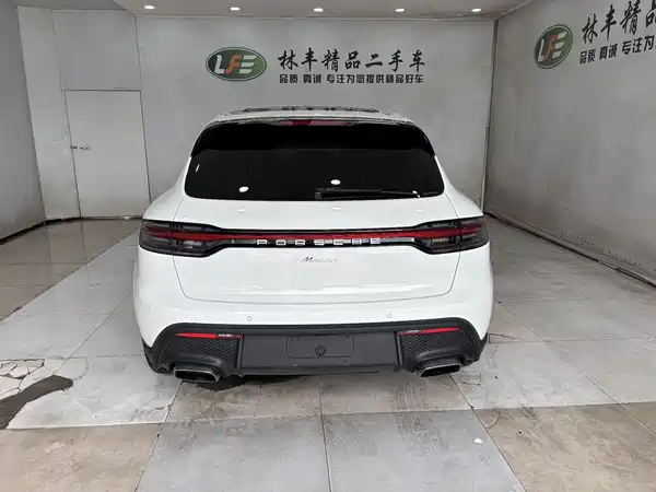 Porsche Macan 2022