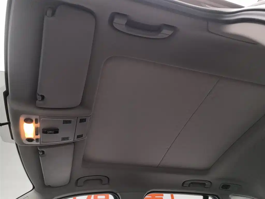 BMW X1 2012 — фото 14