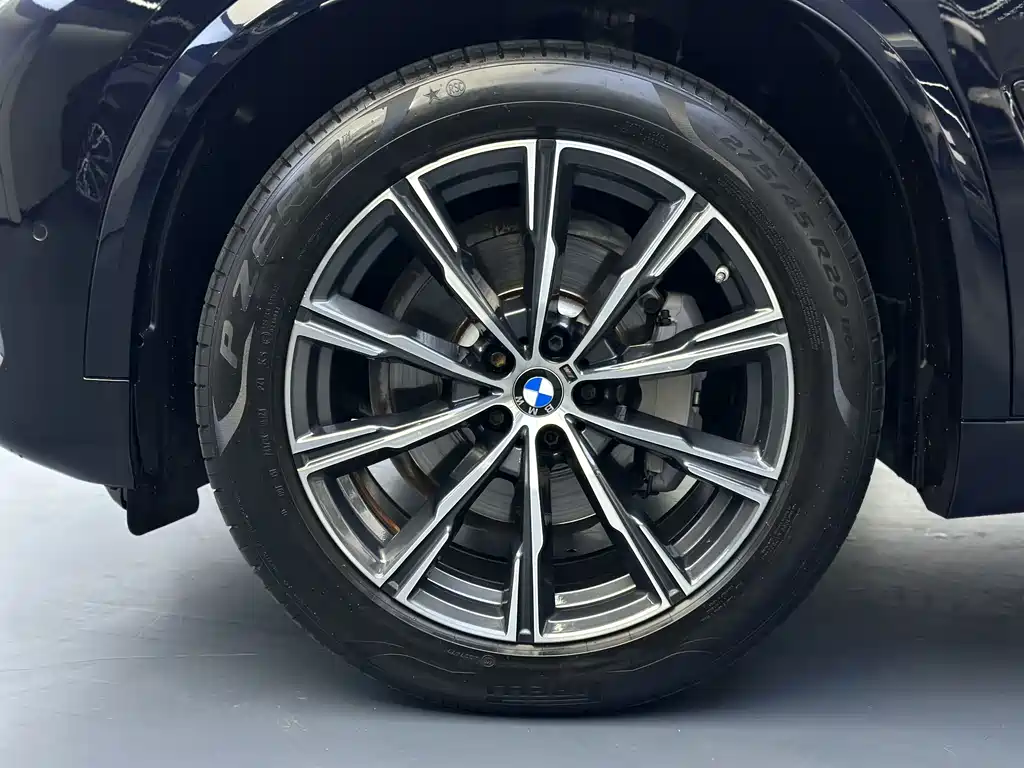 BMW X5 2021 — фото 31