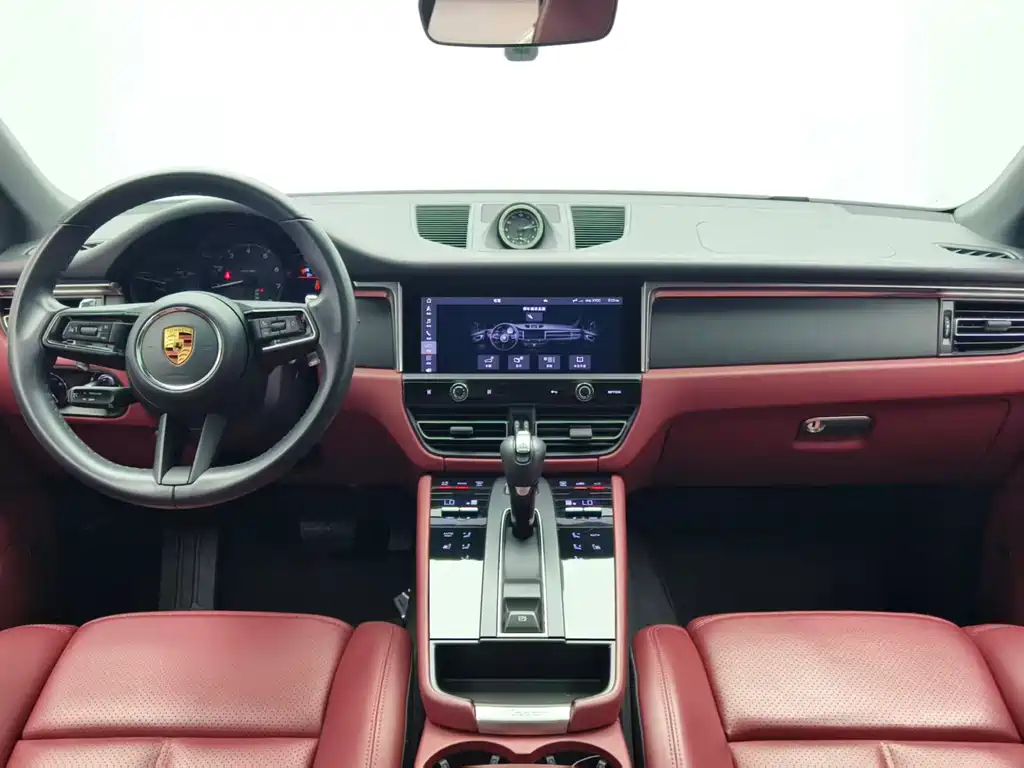 Porsche Macan 2023 — фото 11