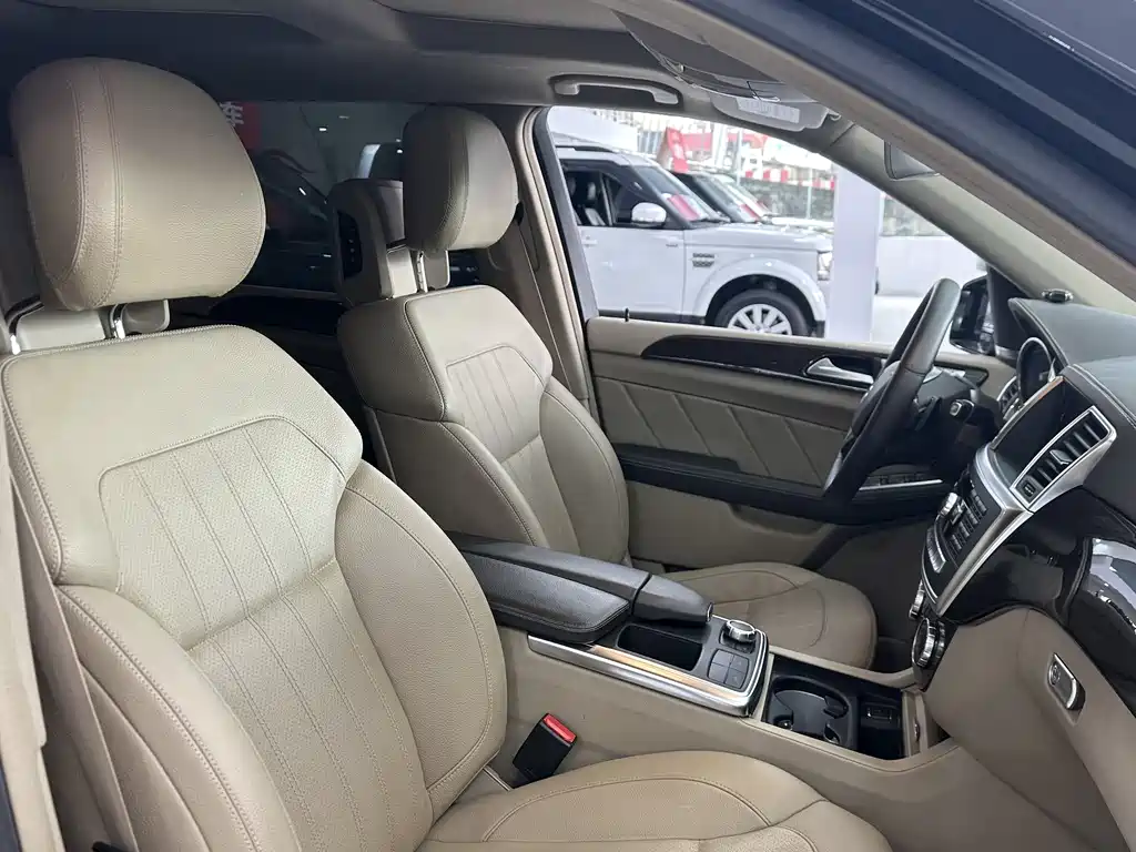 Mercedes-Benz GL-Class 2016 — фото 23
