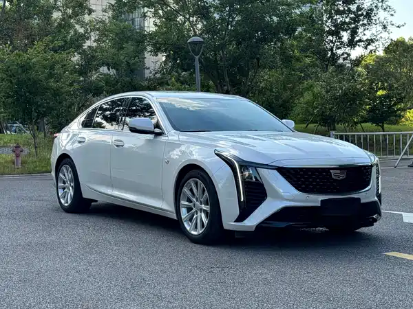 Cadillac CT5 2024