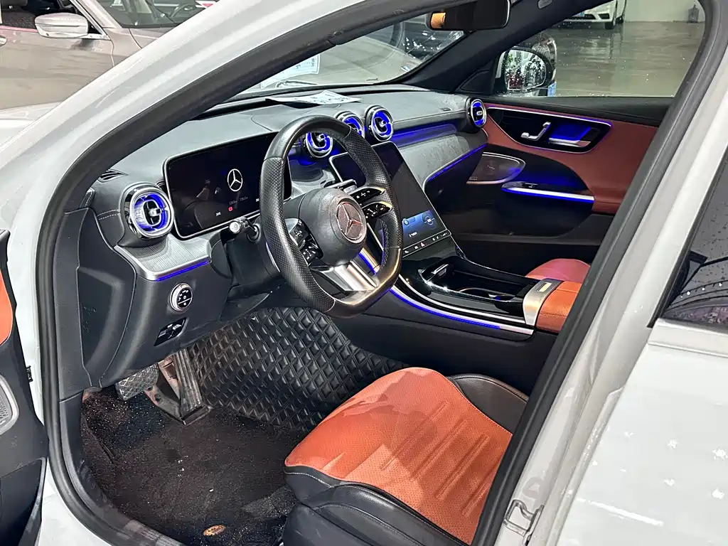 Mercedes-Benz C-Class 2022 — фото 4