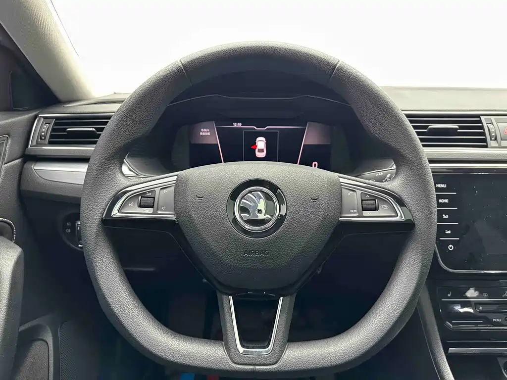 Skoda Speedy 2022 — фото 17