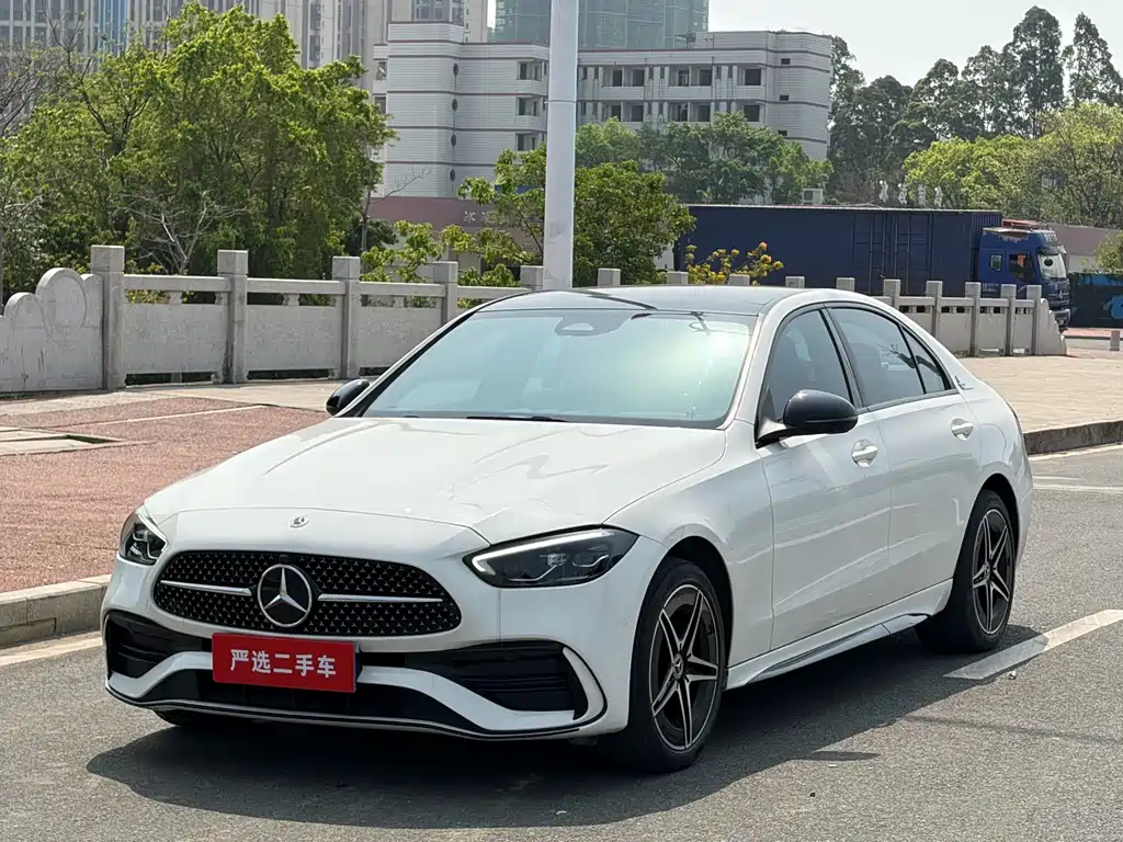 Mercedes-Benz C-Class 2023 — фото 1