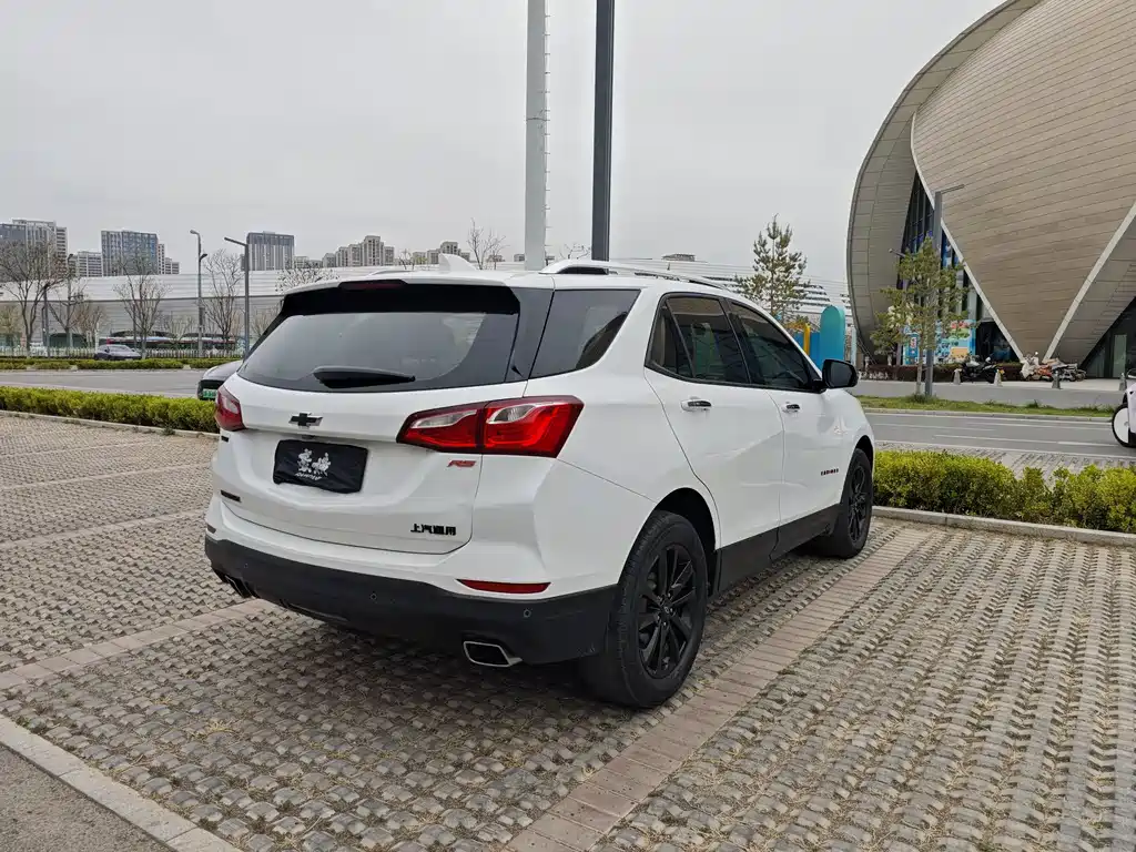 Chevrolet Equinox 2019 — фото 19