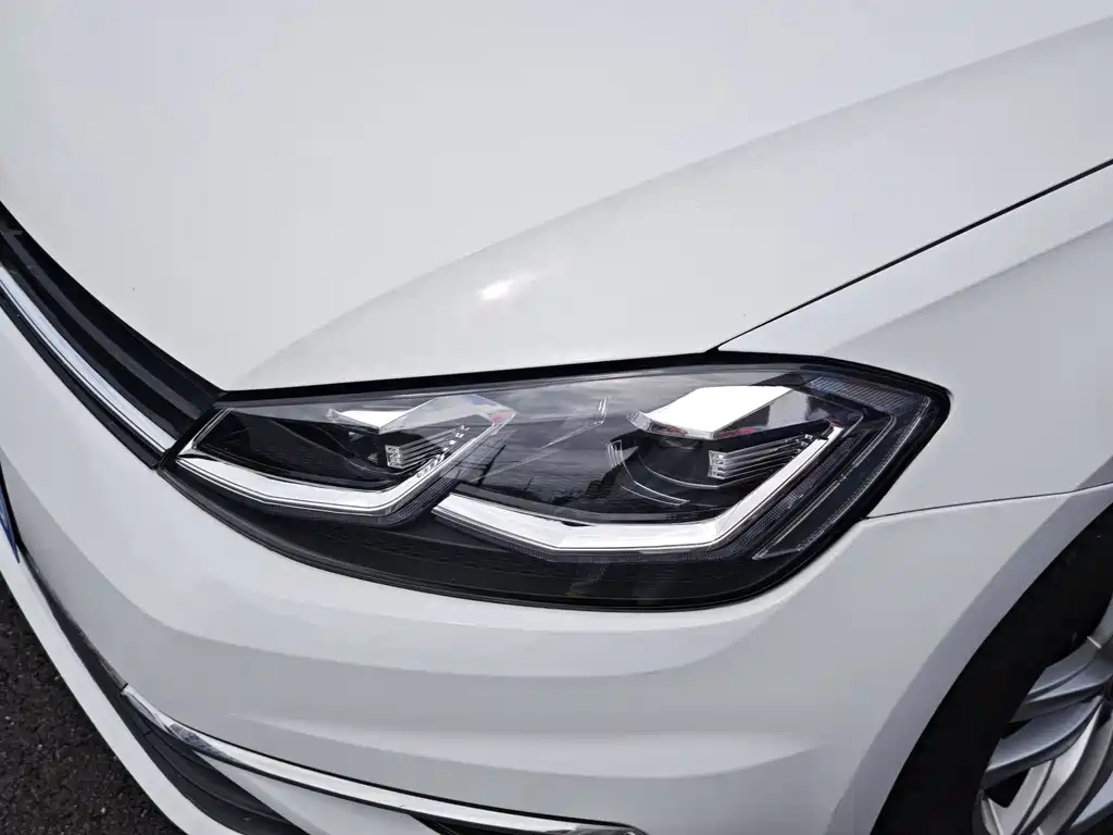 Volkswagen Golf 2018 — фото 15