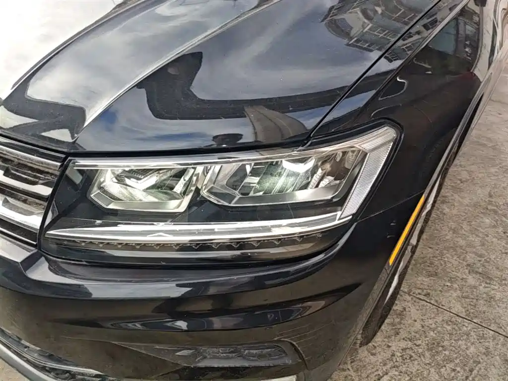 Volkswagen Tiguan 2017 — фото 24