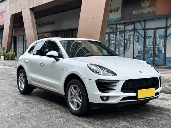 Porsche Macan 2016
