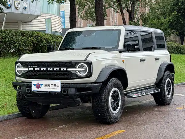 Ford Bronco 2025