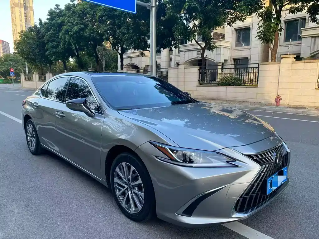 Lexus ES 2023 — фото 3