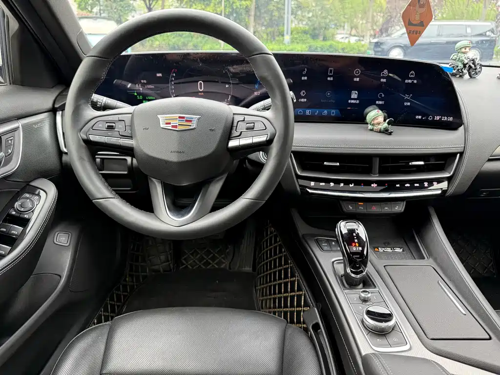 Cadillac CT5 2024 — фото 15