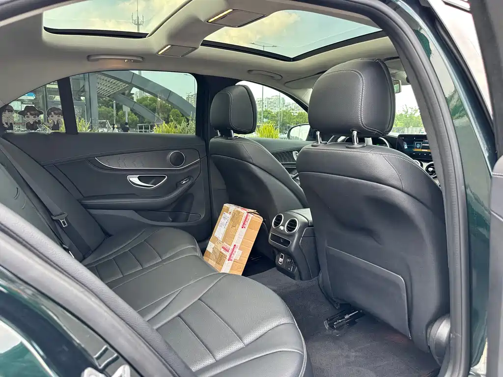 Mercedes-Benz C-Class 2020 — фото 15