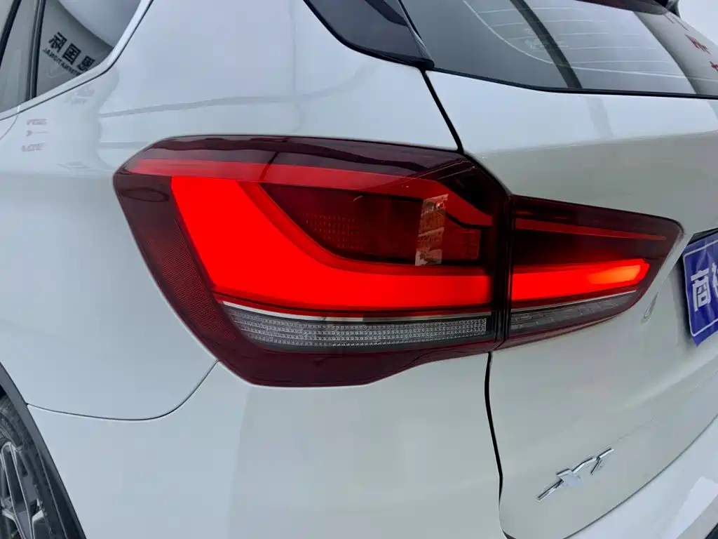 BMW X1 2022 — фото 33