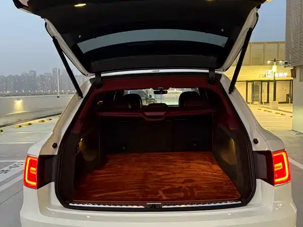 Bentley Bentayga 2018