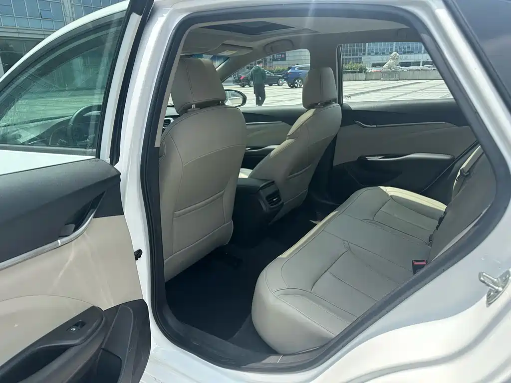 Buick Excelle 2018 — фото 15