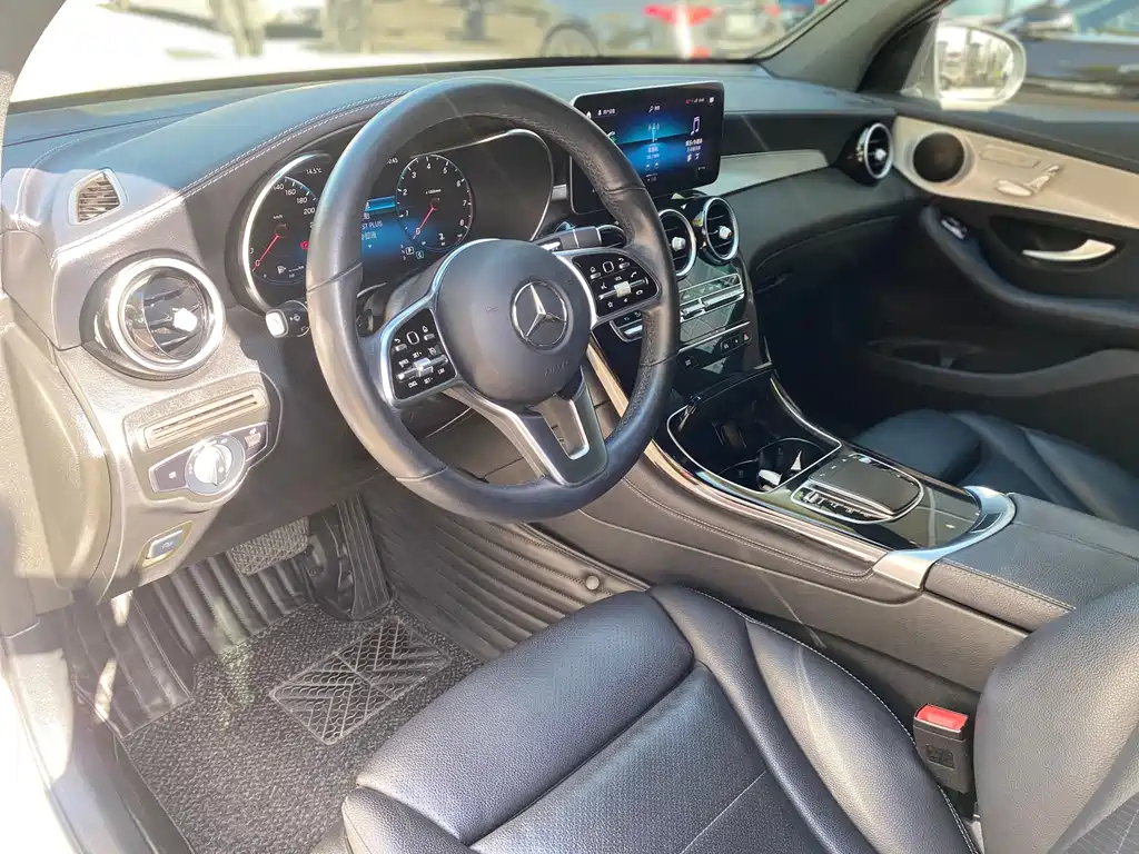 Mercedes-Benz GLC Coupe 2021 — фото 14