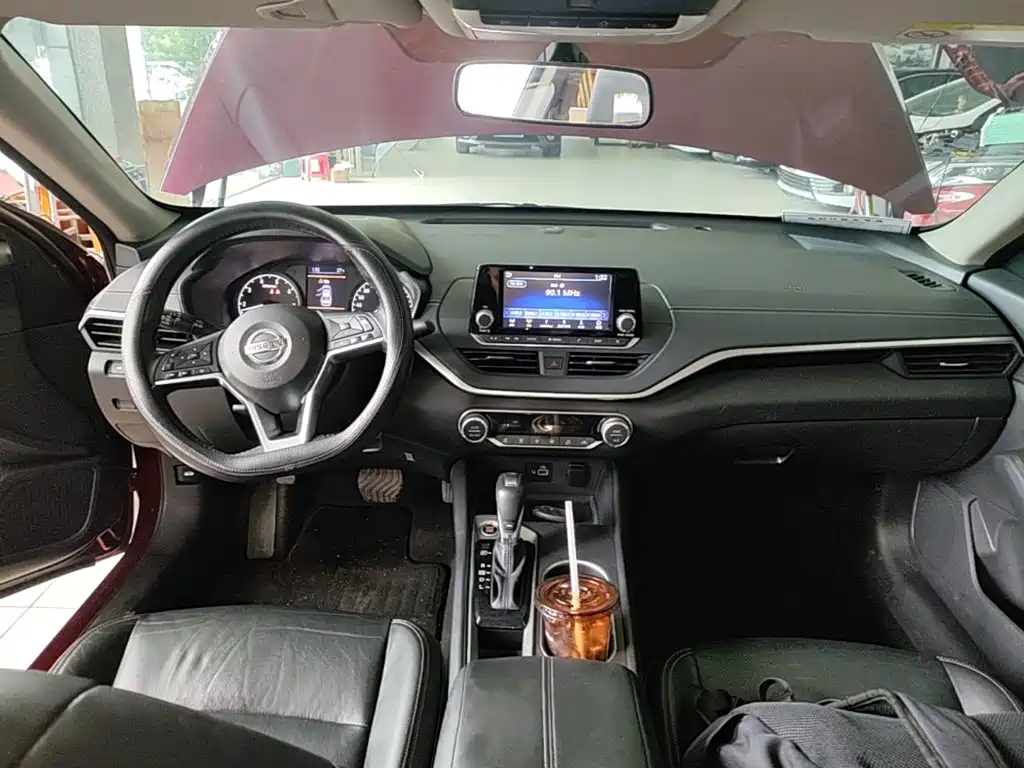 Nissan Teana 2020 — фото 10