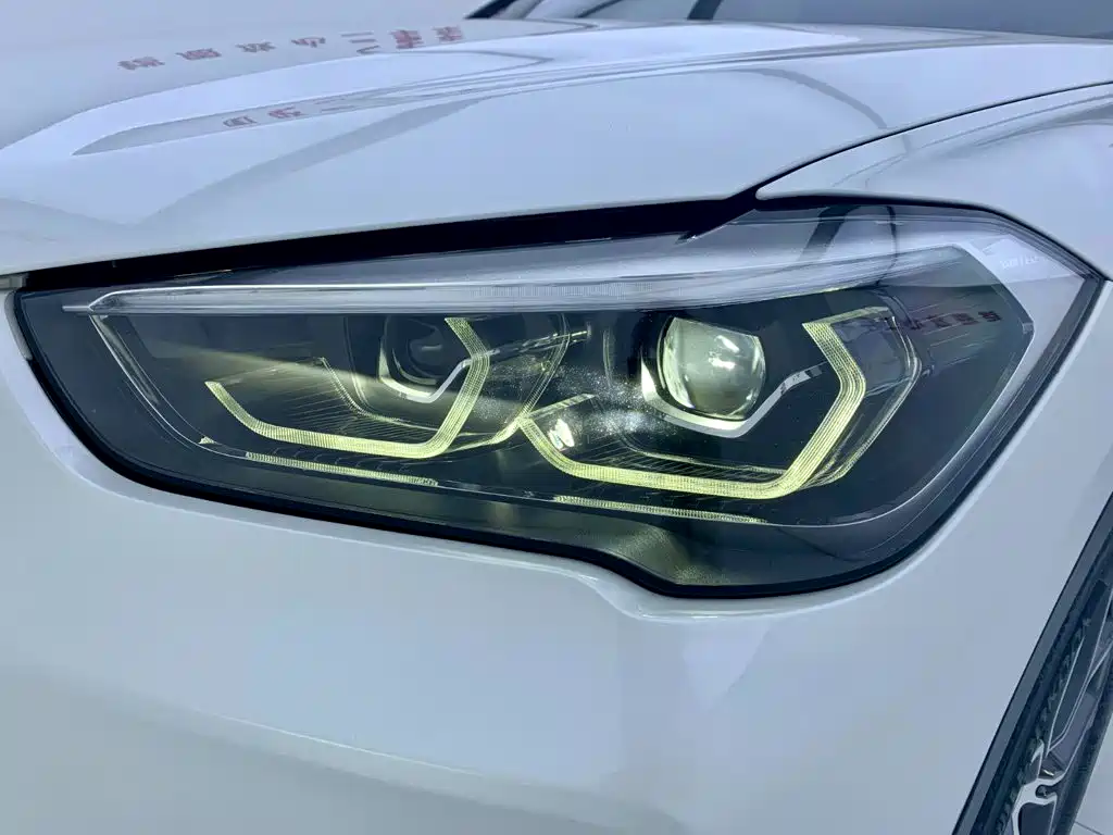BMW X1 2022 — фото 32