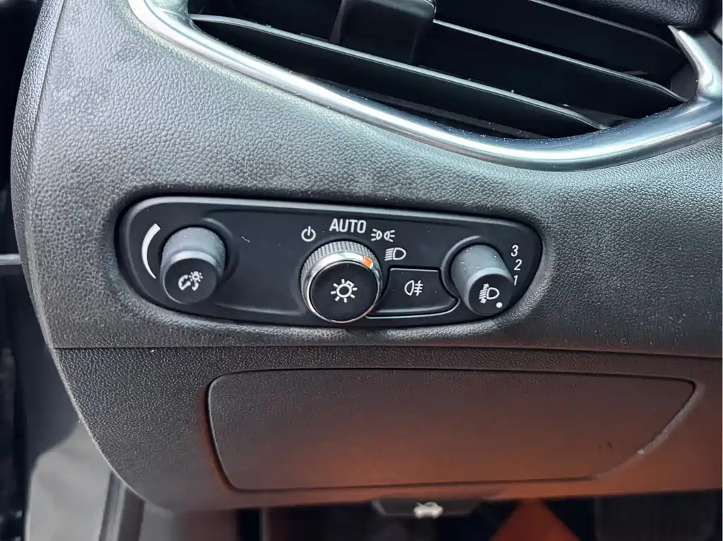 Chevrolet Malibu XL 2017 — фото 12