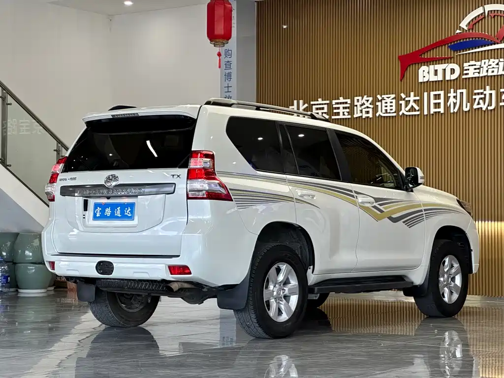 Toyota Prado 2017 — фото 6