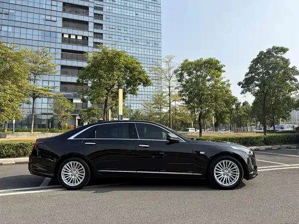 Cadillac CT6 2021