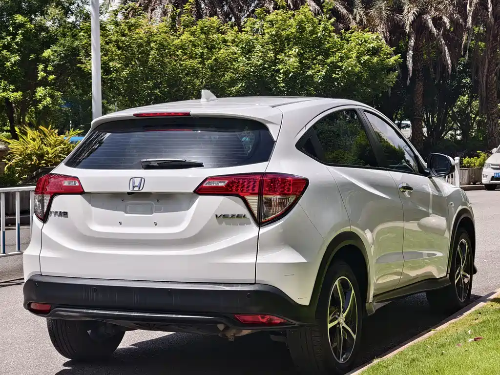 Honda Vezel 2023 — фото 7