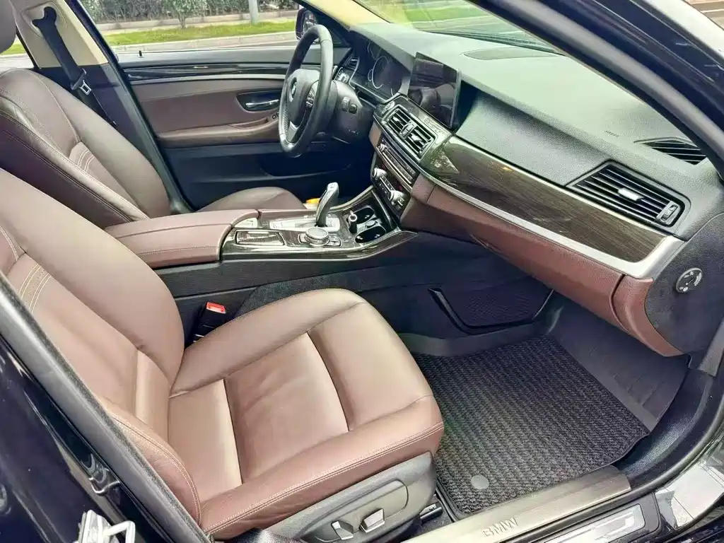 BMW 5 Series 2016