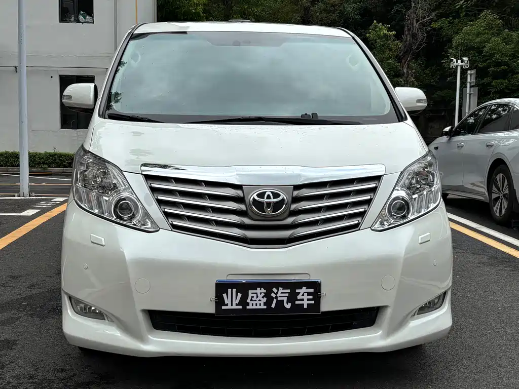Toyota Alphard 2010 — фото 2