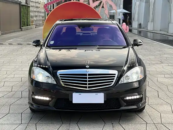 Mercedes-Benz S-Class 2008