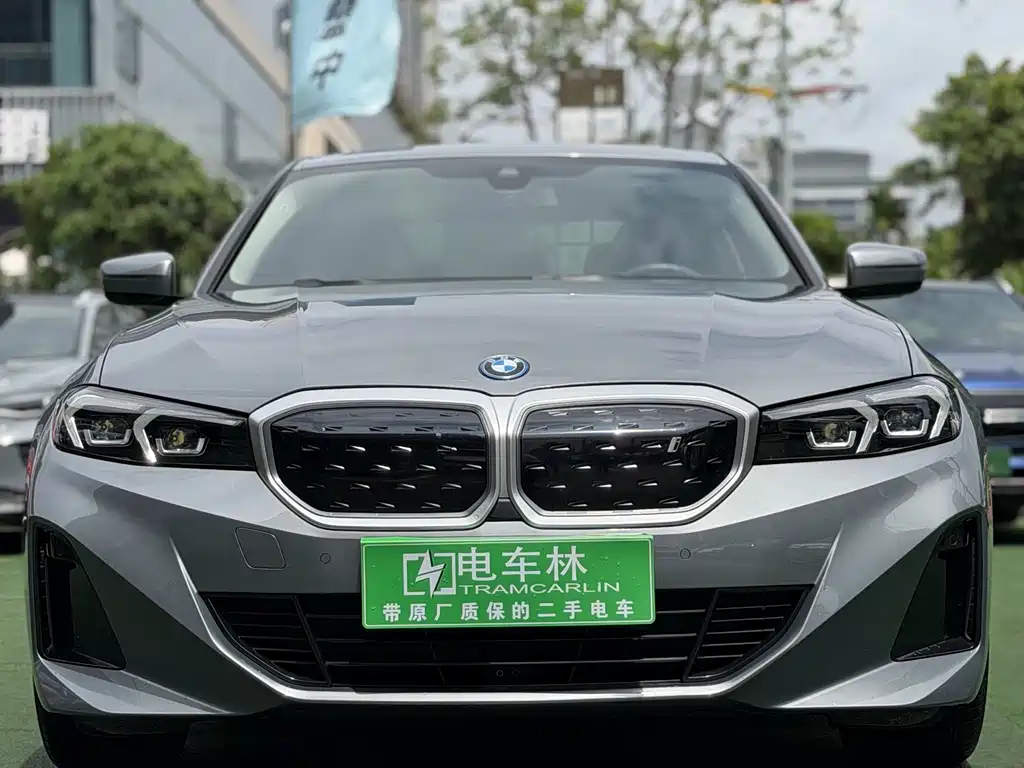 BMW i3 2022 — фото 2