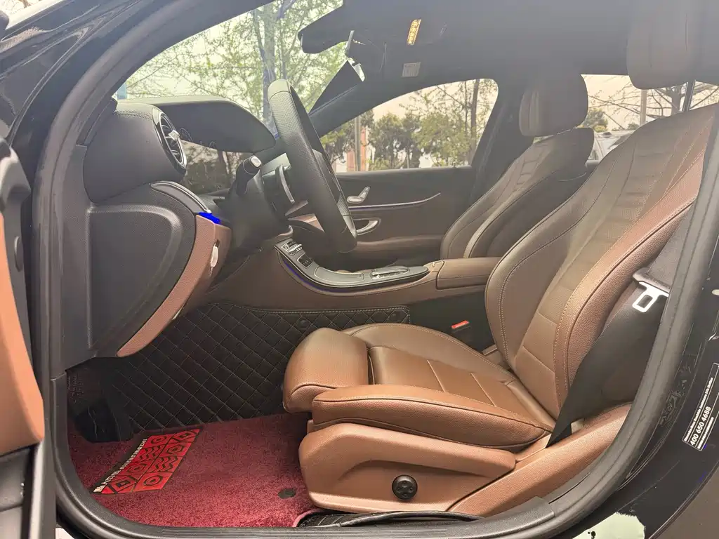 Mercedes-Benz E-Class 2023 — фото 14