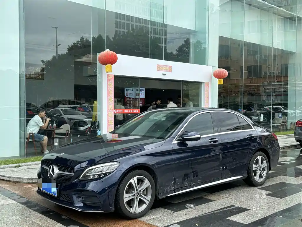 Mercedes-Benz C-Class 2019