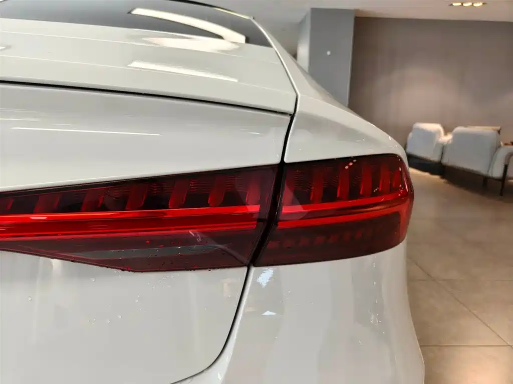 Audi A7 2025 — фото 19
