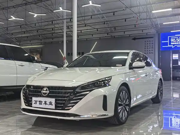 Nissan Teana 2024