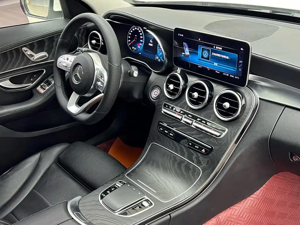 Mercedes-Benz C-Class 2019 — фото 18