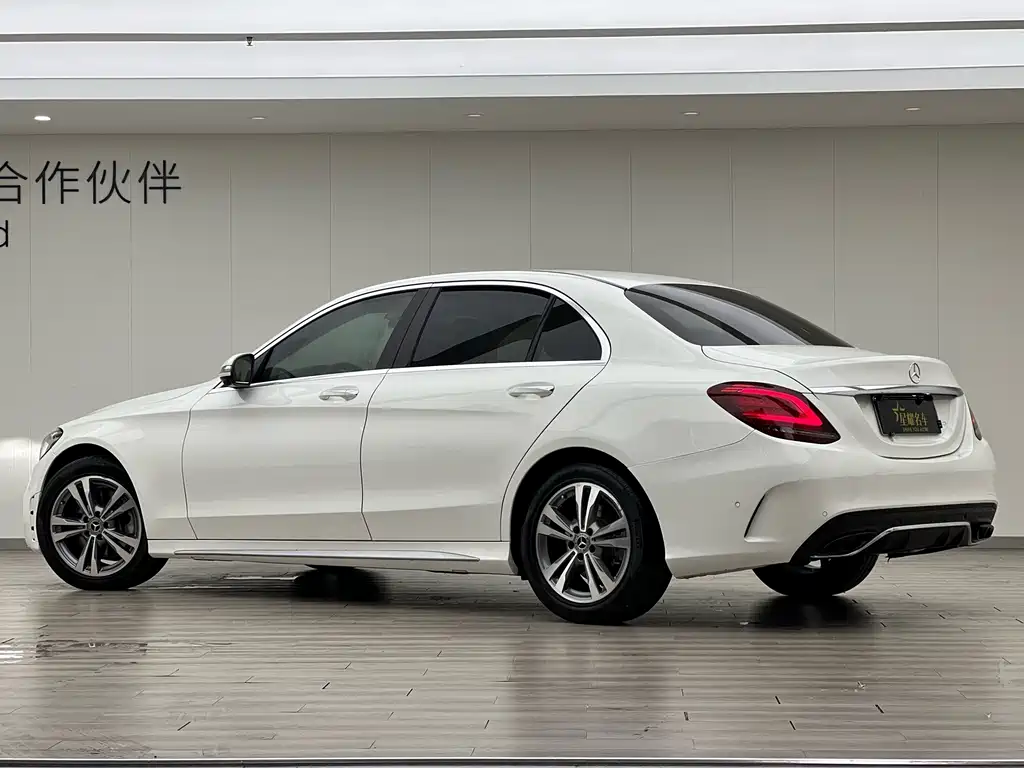 Mercedes-Benz C-Class 2018