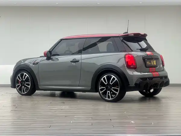 MINI JCW 2022