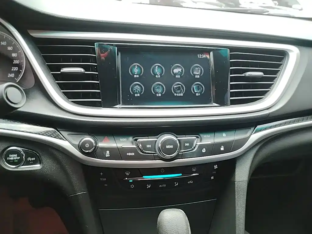 Buick Excelle 2016 — фото 13