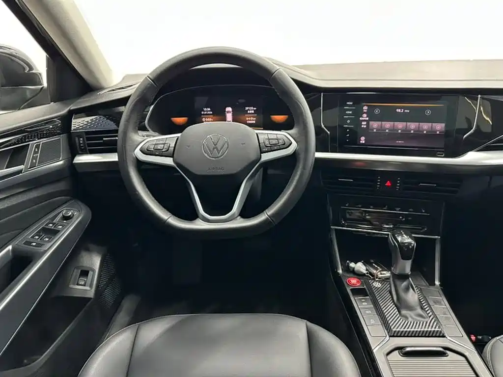 Volkswagen Passat 2023