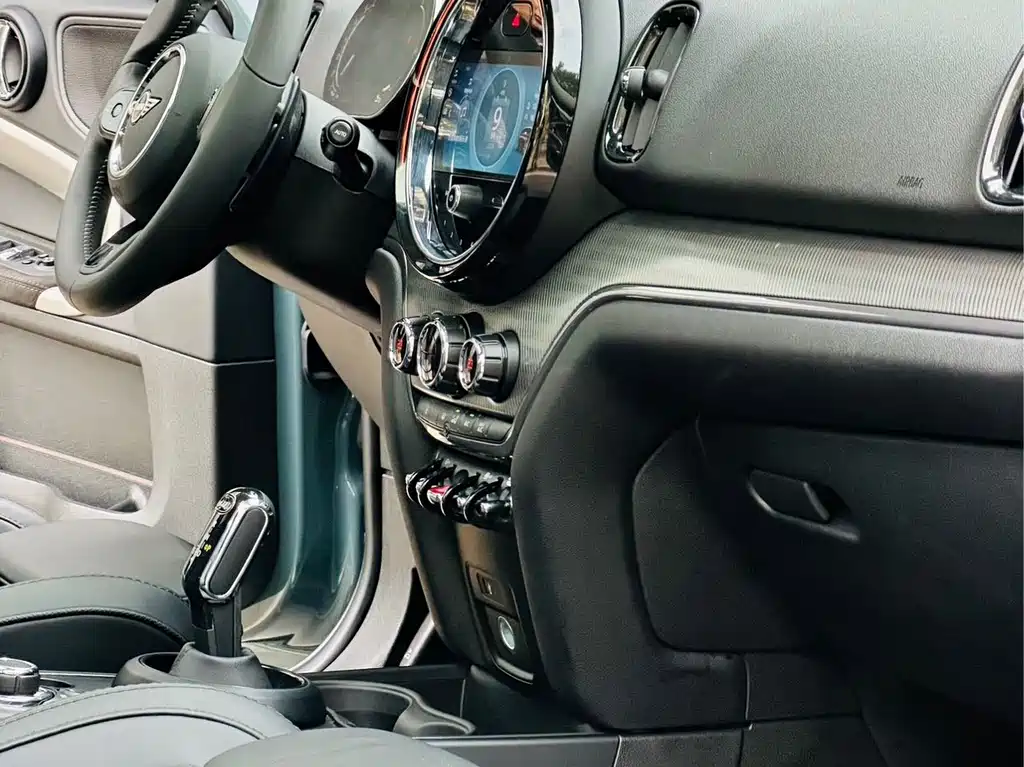 MINI Countryman 2021 — фото 13