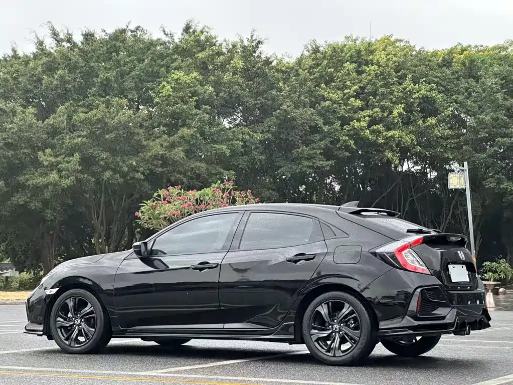 Honda Civic 2022 — фото 15