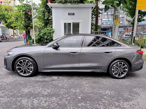Audi A5L 2025