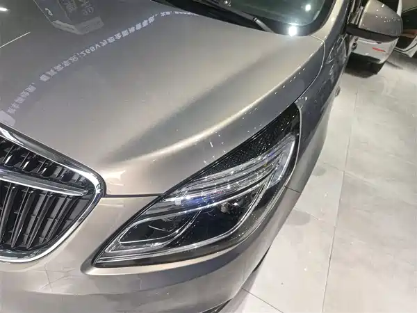 Buick GL8 2018
