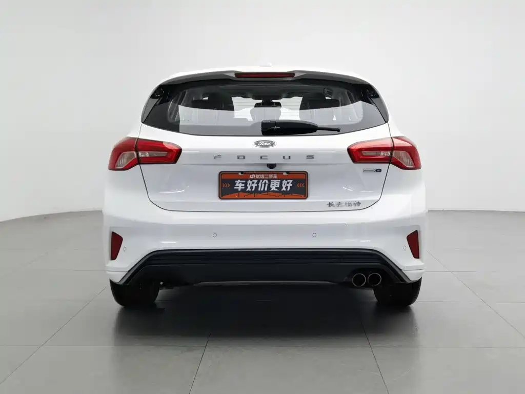 Ford Focus 2019 — фото 4