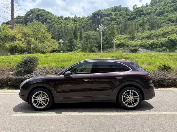 Porsche Cayenne 2019