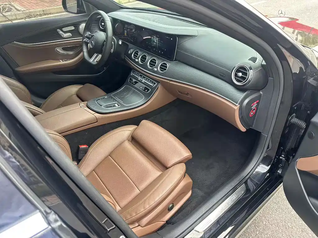 Mercedes-Benz E-Class 2022 — фото 5