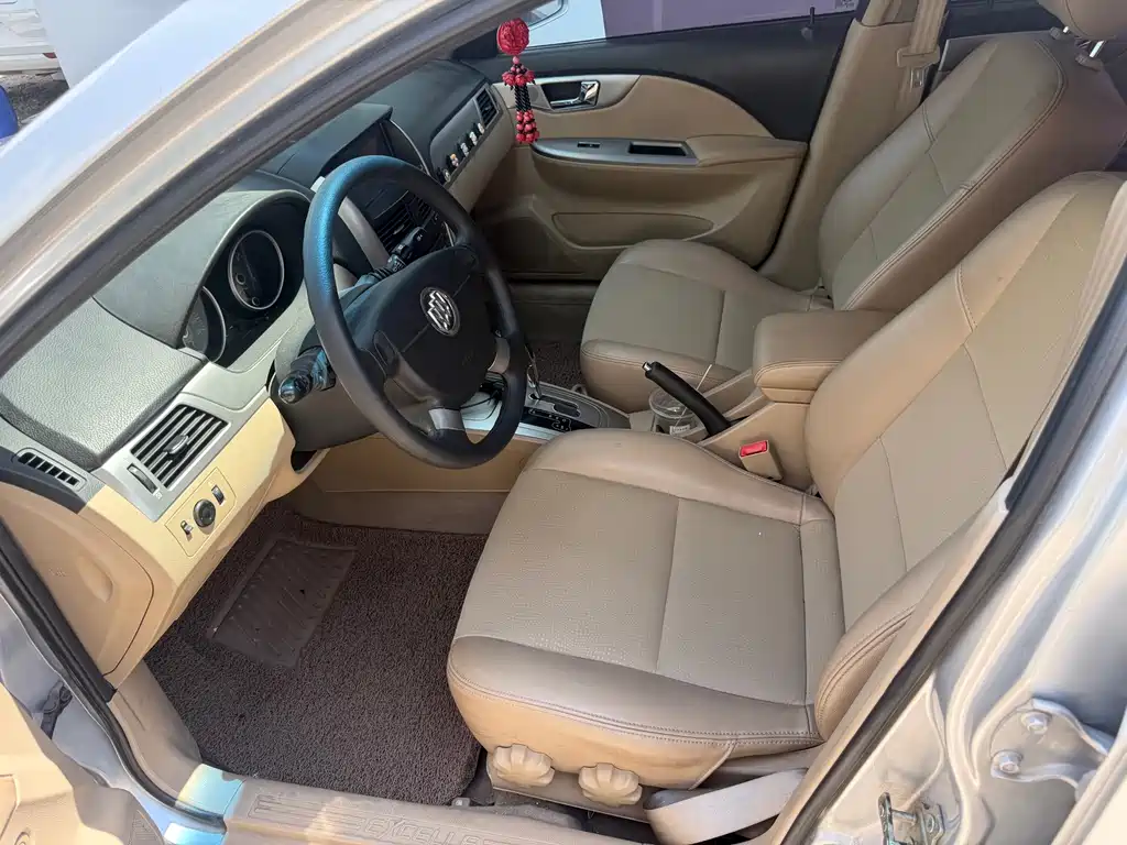 Buick Excelle 2014